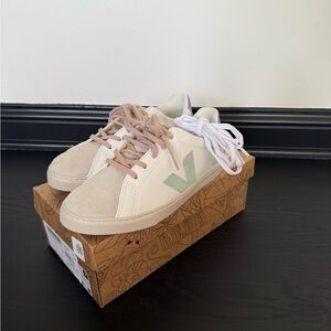 Veja Women's Sneakers in Cream and Green